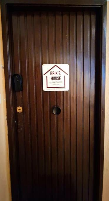 Brik's House Rom