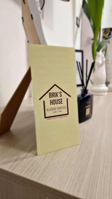 Brik's House Rom